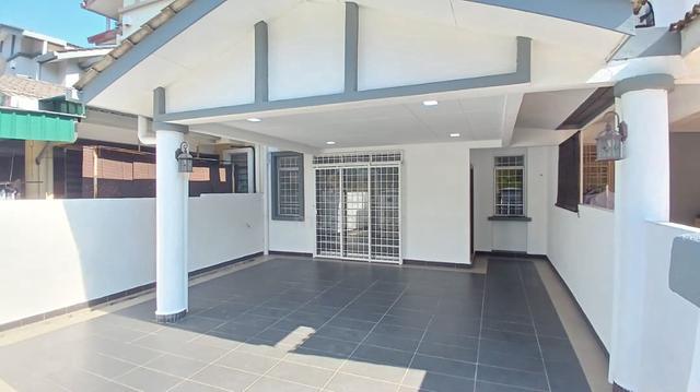 FACING OPEN REFURBISH Double Storey Terrace @ Bandar Seri Putra 1