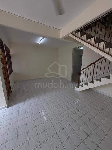 Jalan Badik / Puteri Wangsa / Double Storey / Low Deposit 1