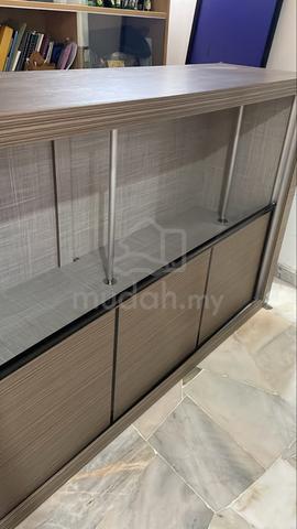 Cupboard with mirror and Queen size bed - photo 5 of 6