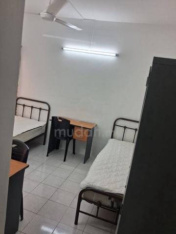 Partially Furnished Selangor Bangi Room For Rent 1