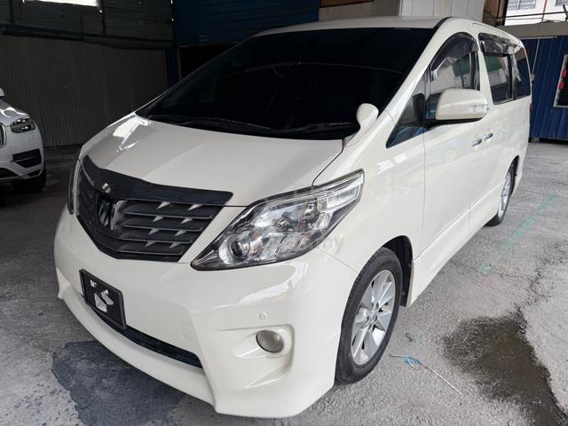 Toyota ALPHARD 2.4 240G (A) power boot - 1