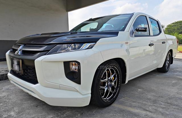 2021/22 Mitsubishi Triton Quest 2.5 4x2 5-speed - 3