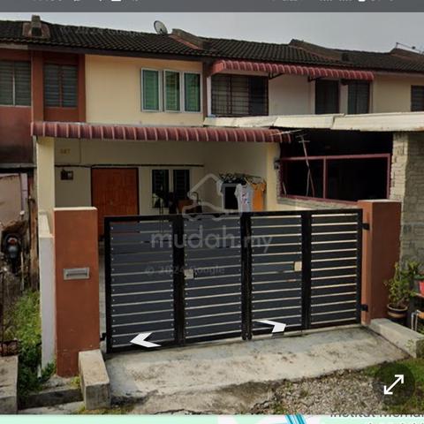 Room with bathroom at Tmn Berkat, Simpang (near Kmtg Industrial area) 1