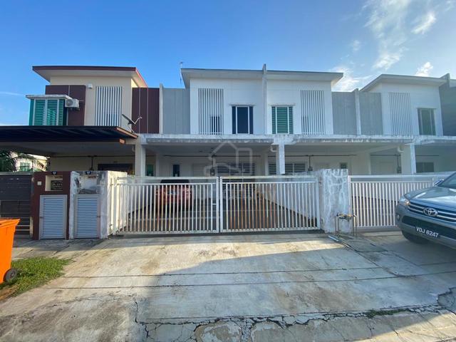 Rumah Teres 2 Tingkat Taman Seri Impian Impiana Bayu, Kluang, Johor 1