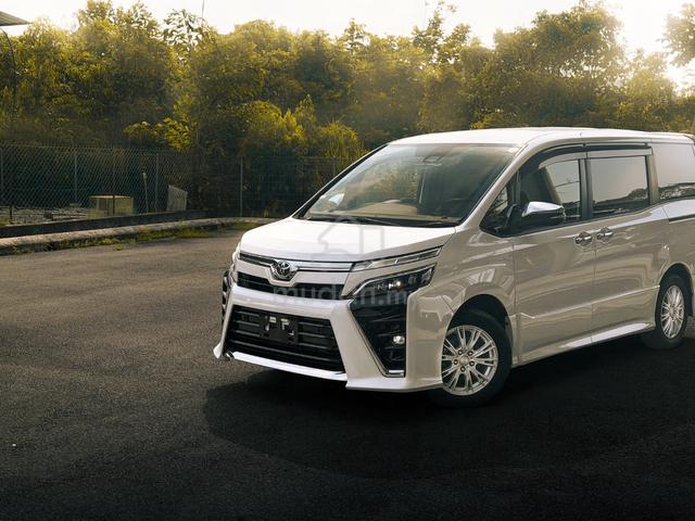 2021 Toyota VOXY 2.0 ZS KIRAMEKI III (A) - 5