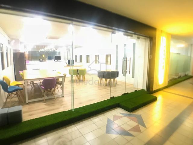30 pax Office Space 1