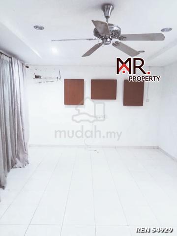KITCHEN EXTENDED 2.5 Storey Terrace Lagenda Heights FOR SALE 1