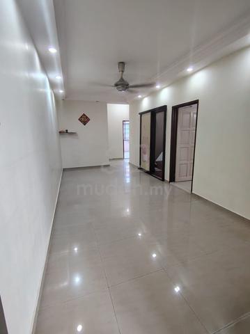Taman Nusa Bestari 2/ Single Storey/ Partial Furnish/ Near Bukti Indah 1