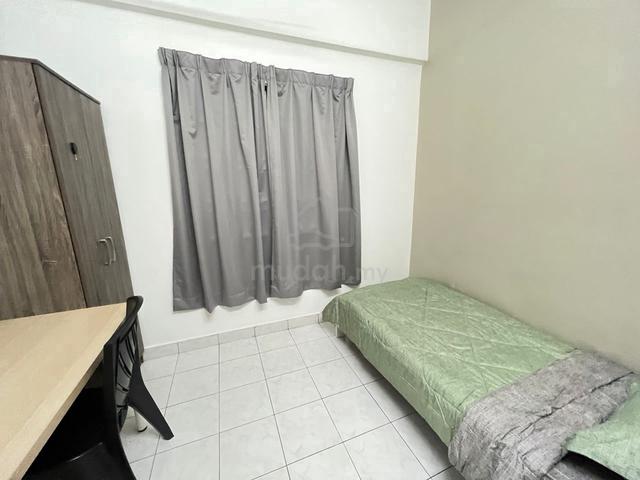 Pelangi Damansara condo blkG FEMALE Aircond ROOM MRT Mutiara Damansara 1