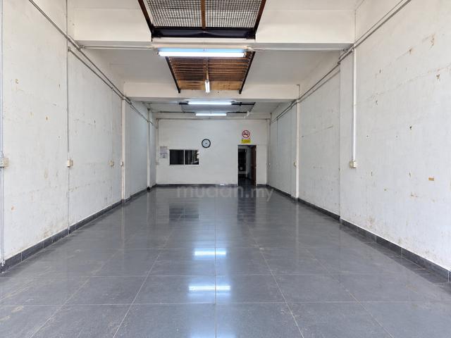 Freehold Facing mainroad 3 storey Terrace shoplot at Taman Asean 1