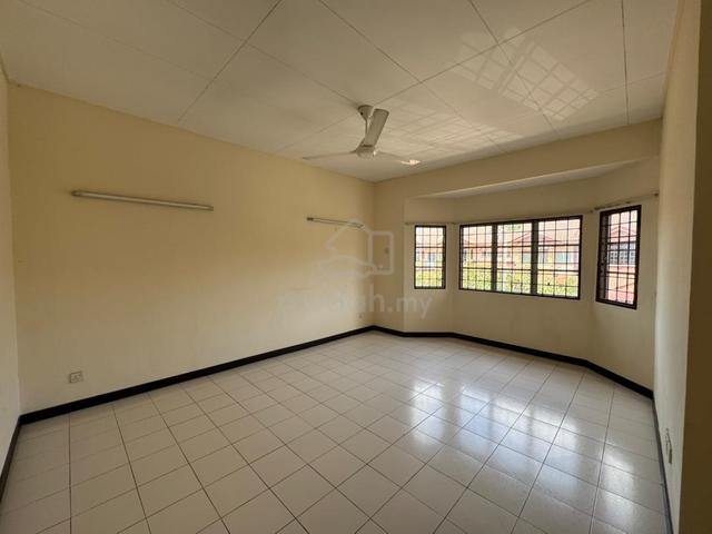 Double Storey Terrace House Desa Coalfields DC1 Sungai Buloh FOR RENT 1