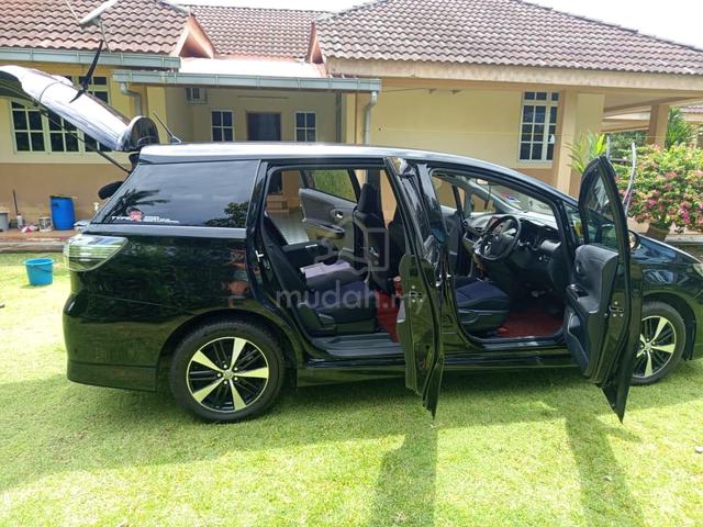 2013 Toyota WISH 1.8 S FACELIFT (A) - 5
