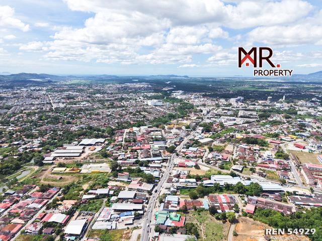 MANY ACCESS Commercial Land Pekan Lama FOR SALE 1