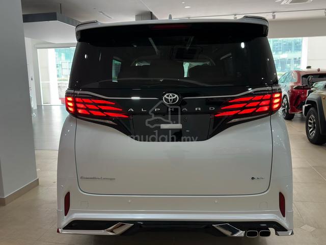 2025 Toyota Alphard hybrid Executive Lounge - 3