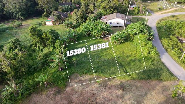 2 Lot Tanah Untuk Dijual di Kemumin 1