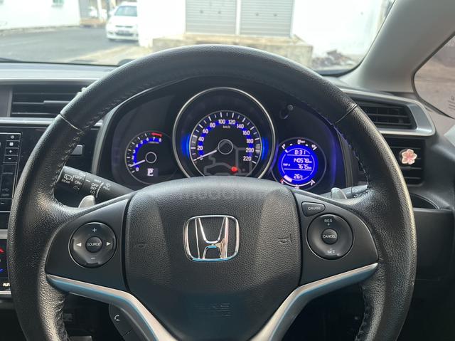 2017 Honda JAZZ 1.5 V MY2014 (A) - 4