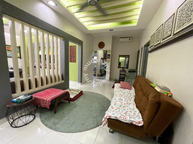 Fully Renovated Taman Warisan Bestari 32x70 Corner House In Dengkil 1