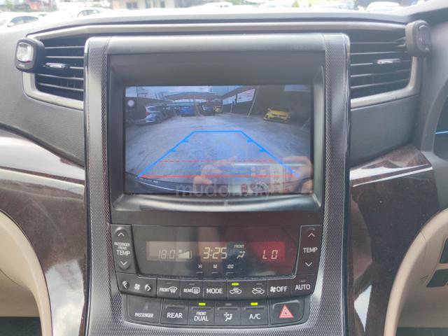 Toyota VELLFIRE 2.4(A) X Awd 8 SEATER 2 POWER DOOR - 3