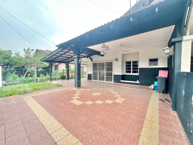 Freehold Non Bumi 35x85 Semi D Single Storey Taman Desaria Nilai 1