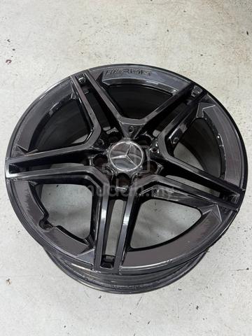 Original Mercedes Benz A Class W177 18inch AMG Rim - photo 3 of 5