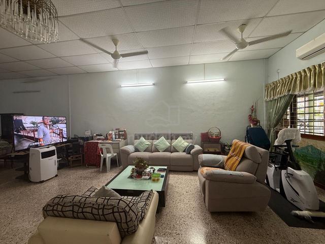 Ready-to-Move Pulau Tikus Terraces House 1