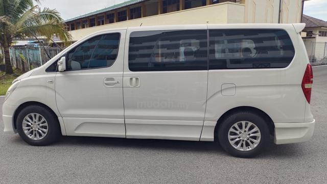 2011 Hyundai GRAND STAREX 2.5 ROYALE (A) - 2