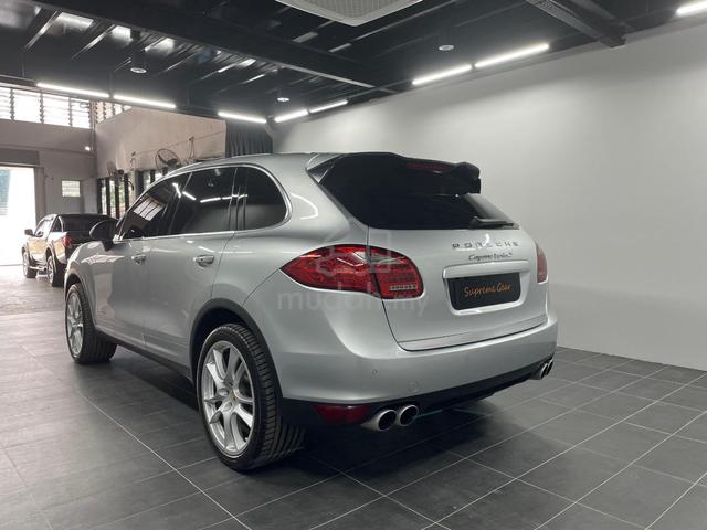 2010 Porsche CAYENNE 4.8 TURBO 958 (A) - 4