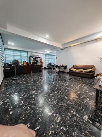 Georgetown 2-Storey BungalowHouse 9-Bedrooms 7500sf Renovated Freehold 1