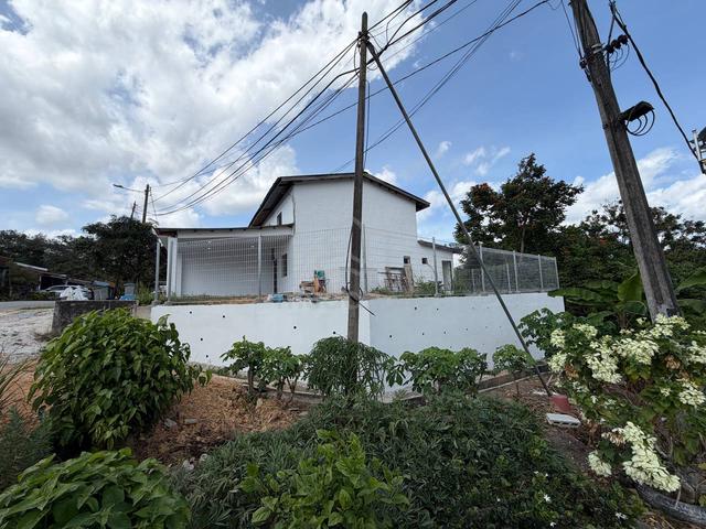 Double Storey Corner Lot Kos Rendah Taman Intan Simpang 1