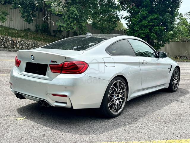 2018 Bmw M4 Competition Package LCI (1 Owner) - 5