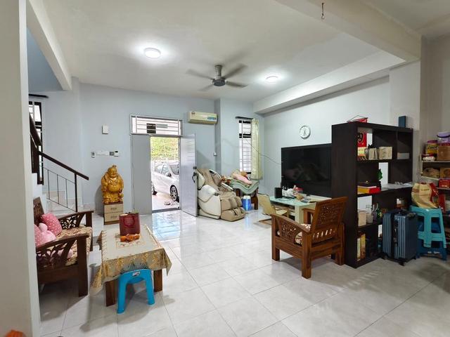 Bandar Seri Alam 2.5 Storey Terrace House 4bed Masai Johor 1