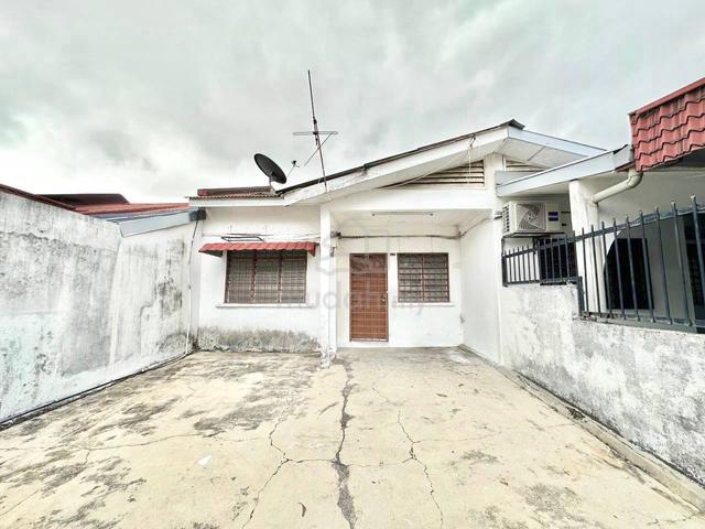 RUMAH MURAH🔥1 Storey Intermediate, Jalan BK1/4 Bandar Kinrara Puchong 1