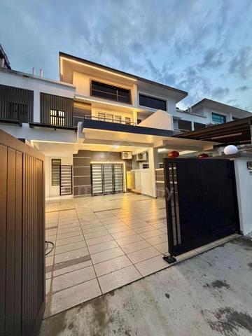 Dsth 4B 3Ba Freehold Fully Renovated Taman Bestari Indah Johor Bahru 1