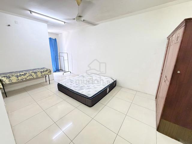 [Perempuan Saja] Master Bedroom with Bathroom @ PV20 Condo Setapak KL 1