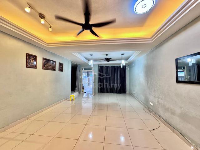 BANDAR TIRAM, ULU TIRAM - Double Storey (BELOW MARKET) RENOVATED 1