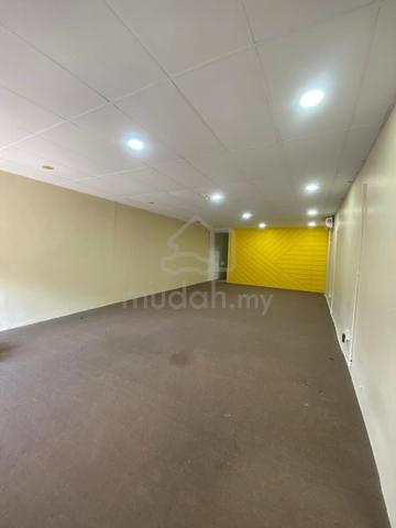 Krystal square shop lot bayan lepas bukit Gambir for rent 1