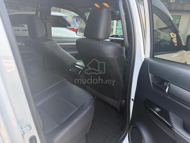 2022/2022 Toyota HILUX 2.8 ROGUE (A)OriginalMeter - 4