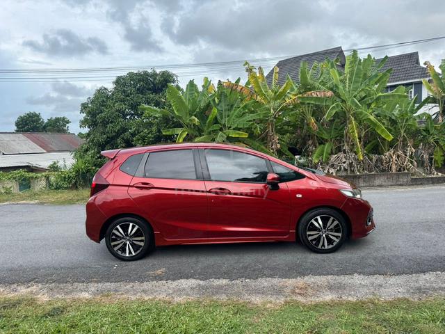 2020 Honda JAZZ 1.5 E FLRS (A) WARANTY 1 TAHUN - 4
