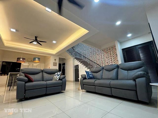 Duta Villa Setia Alam 3 Storey Renovated Superlink House for Sale 1