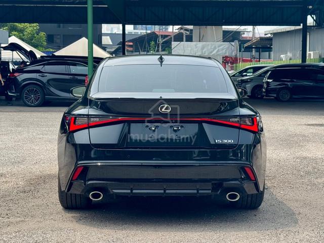 2022 Lexus IS300 F-Sport 2.0 - 5
