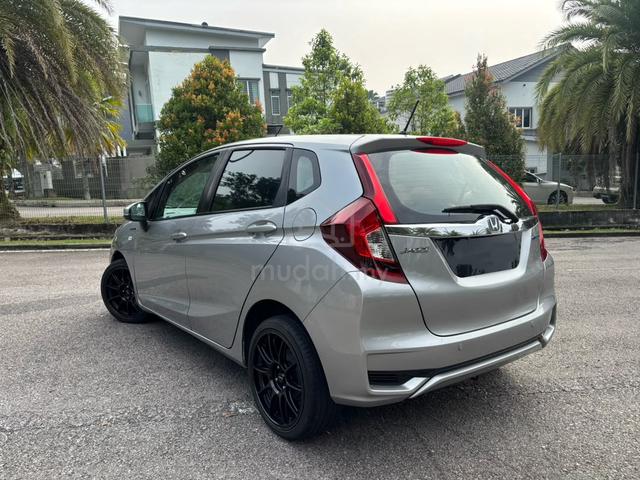 2017 Honda Jazz Hybrid (A) | 1 Owner | Push Start - 4