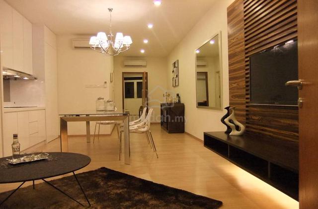 One One Eight (118 @ Island Plaza) 1
