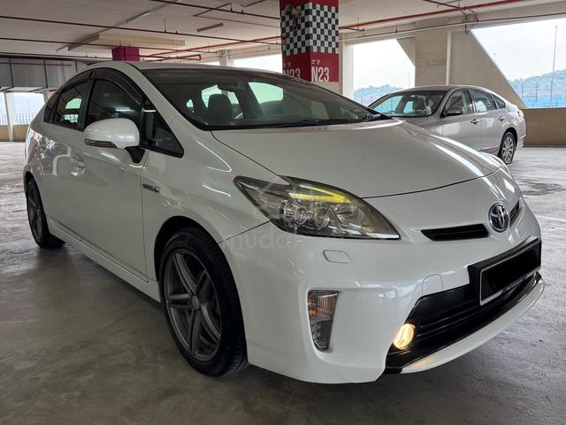 2013 Toyota PRIUS 1.8 LUXURY (HYBRID) ENHANCED (A) - 2