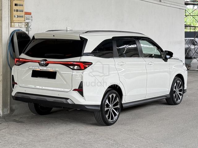 Toyota Veloz 1.5 (A) Full Premium F-S-R Warranty - 2