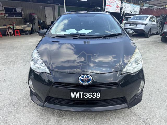 2012 Toyota PRIUS C 1.5 (HYBRID) (A) - 2