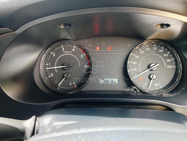 2022 Toyota HILUX 2.4 SINGLE CAB (M) - 5