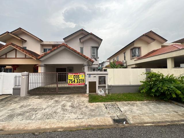 Below Market Value 2sty Semi D 32x75 Aman Perdana Klang 4