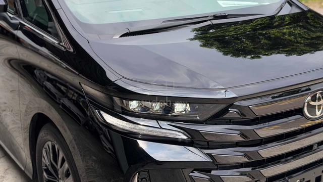 2025 Toyota VELLFIRE 2.4 Z PREMIER(A) S/Roof 1K KM - 4