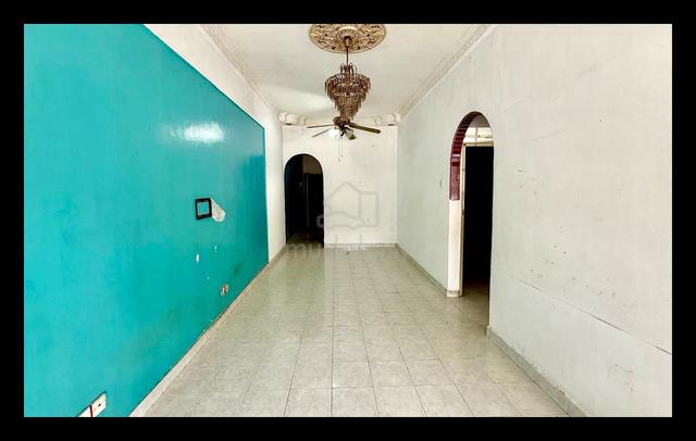 Apartment Indah 1