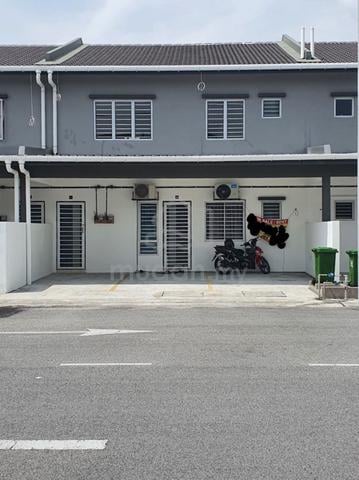 Taman Awani Bangi Kajang Selangor Towhouse For Rent 1